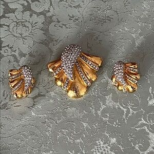 BUTLER Signed Gold-tone Crystal Brooch &  Earring Set